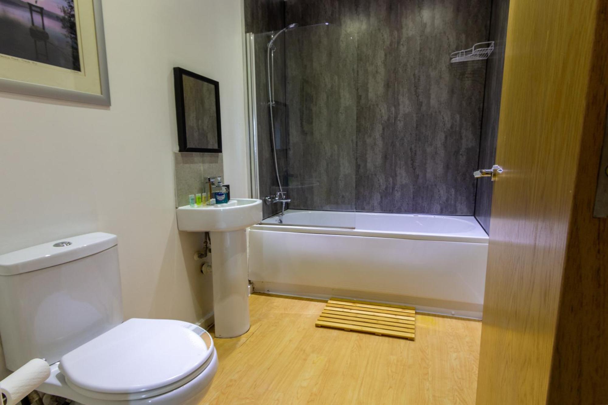 Comfy Chic 2Bed Apartment In Sheffield City Centre Exterior photo